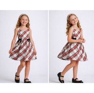 Cat And Jack Plaid Sleeveless Little Girls  Dress with Black Bow Accents